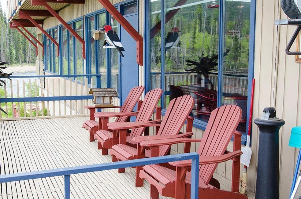 Lac Le Jeune Nature Resort Logan Lake Kültér fotó