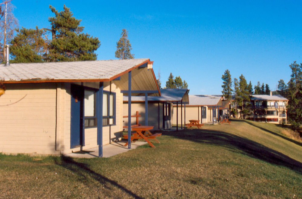Lac Le Jeune Nature Resort Logan Lake Kültér fotó